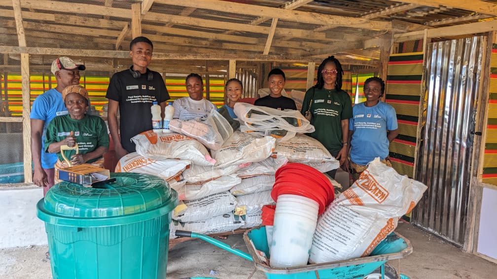 People and community activity connected to Vibrant Youths at African Women for Empowerment (AWE) e.V.